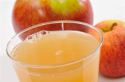 Apple juice to deeply nourish and even out skin