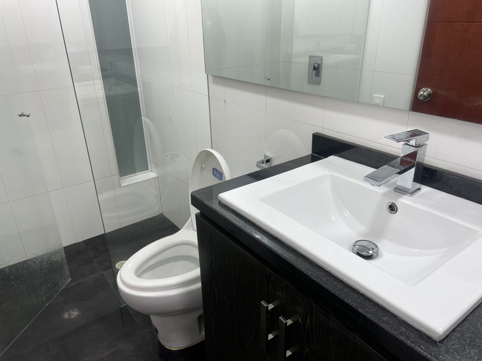 Apartamento de 3 alcobas en arriendo en Los Rosales, Bogotá, 87 m² · foto 15 de 17