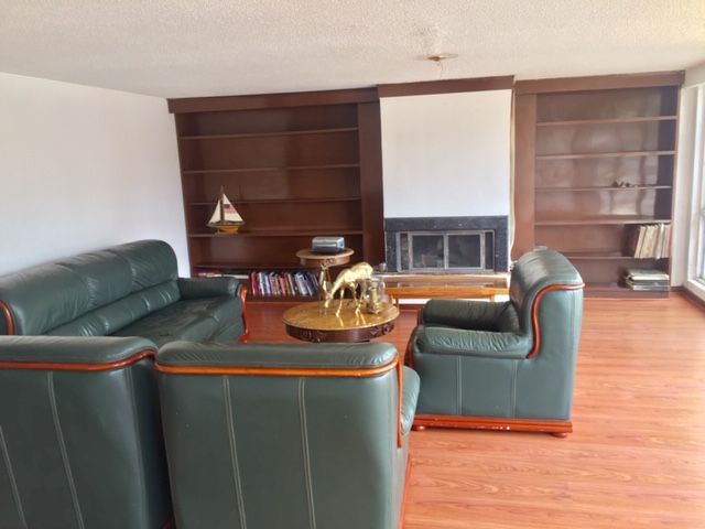 Apartamento de 4 alcobas en arriendo en Chicó Norte Iii Sector, Bogotá, 300 m² · foto 3 de 15
