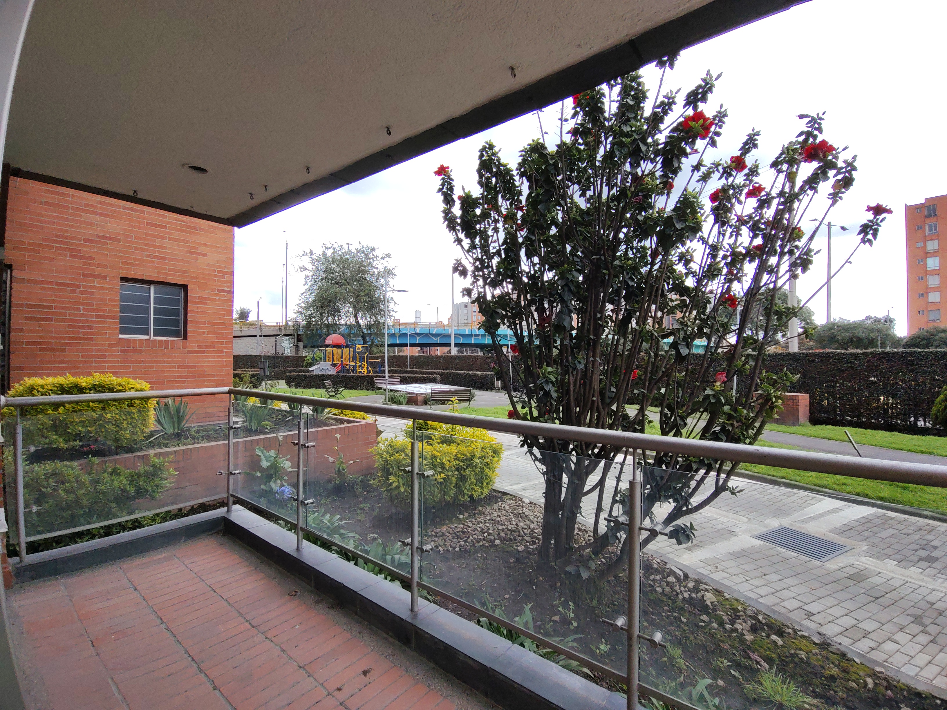 Apartamento de 1 alcoba en arriendo en La Esperanza Norte, Bogotá, 45 m² · foto 3 de 8