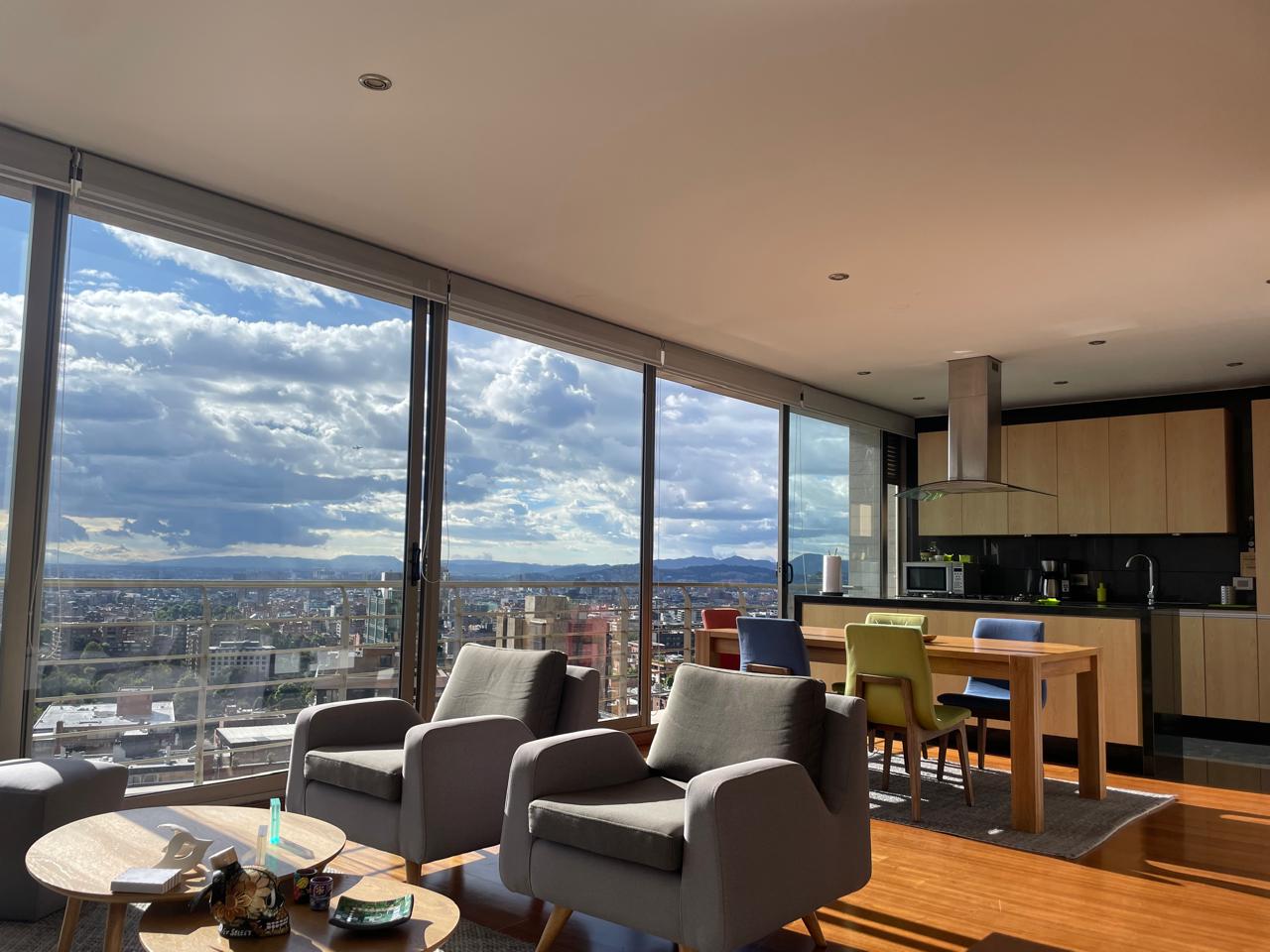 Apartamento de 3 alcobas en arriendo en El Refugio, Bogotá, 150 m² · foto 8 de 17