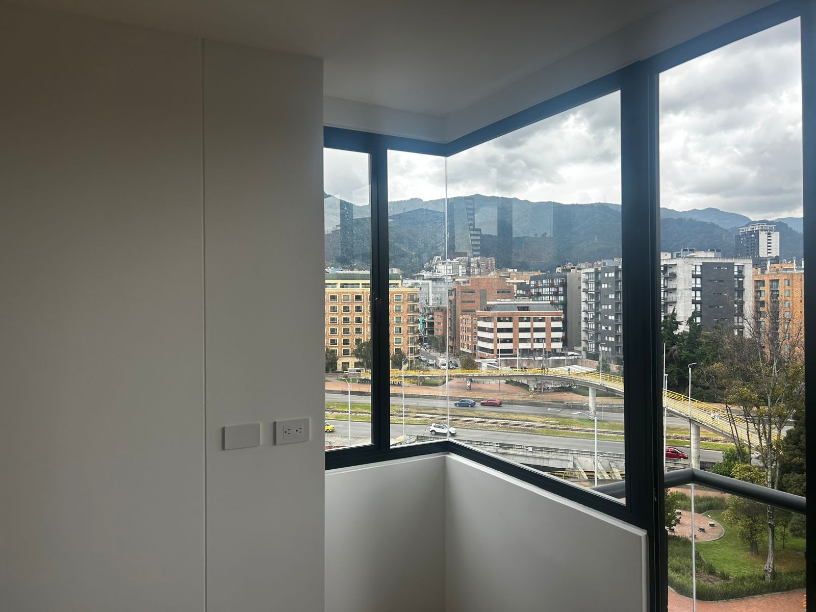 Apartamento de 2 alcobas en arriendo en Chicó Norte Iii Sector, Bogotá, 69 m² · foto 9 de 11