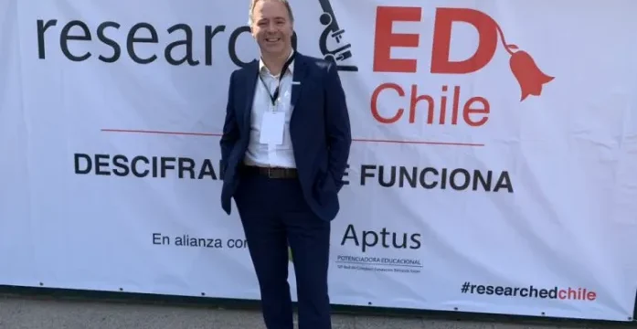 Expositor de la primera edición de researchED