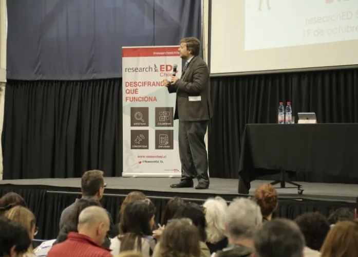 Charla realizada en la primera edición de researchED