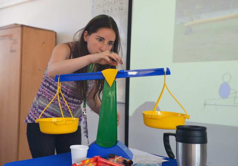 Videos clase a clase de Lenguaje y Comunicación, Matemática, Historia y Ciencias,