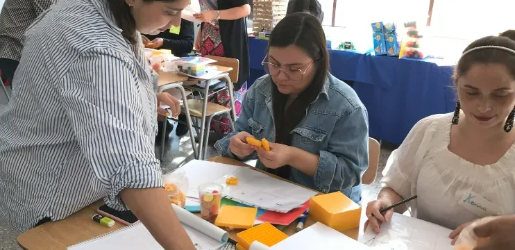 Docentes durante alguna actividad o dinámica