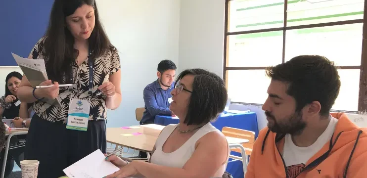 Personal de Aptus Capacitan a los docentes