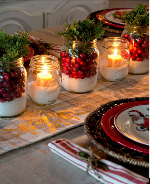 Velas en tarros de cristal para decorar la Navidad