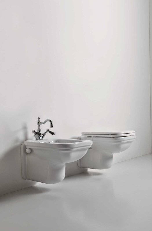 Waldorf wall-hung toilet and bidet in classic style