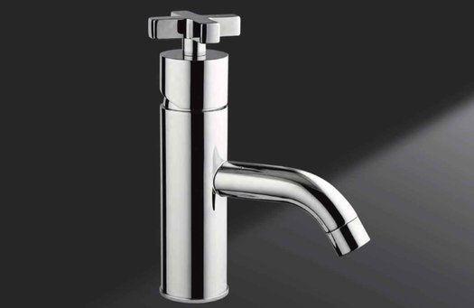 Single lever design faucet for washbasin