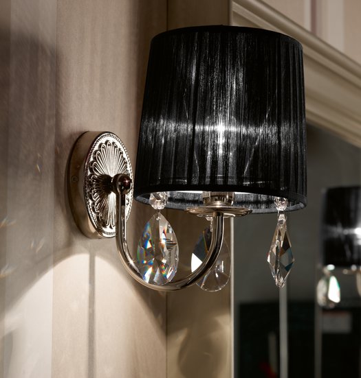 Giotto wall lamp with black fabric shade and cristal charms