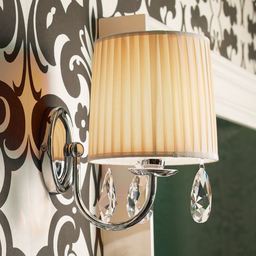 Raffaello wall lamp with beige fabric shade and cristal charms