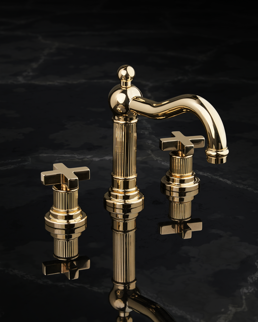 Pantheon three-hole retro basin tap