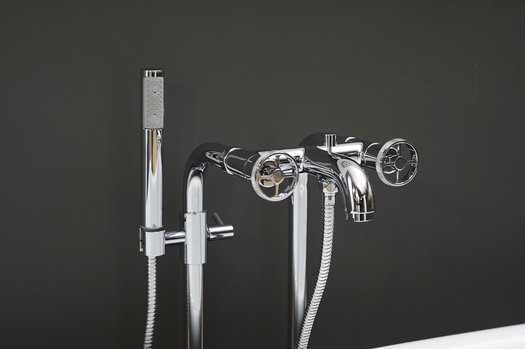 Bathtub mixer on standpipe kit for free-standing bathtubs