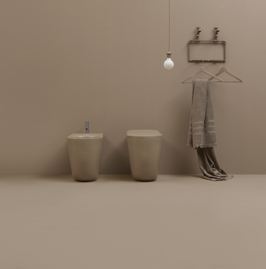 Leuke bidet en WC, verkrijgbaar in diverse kleuren