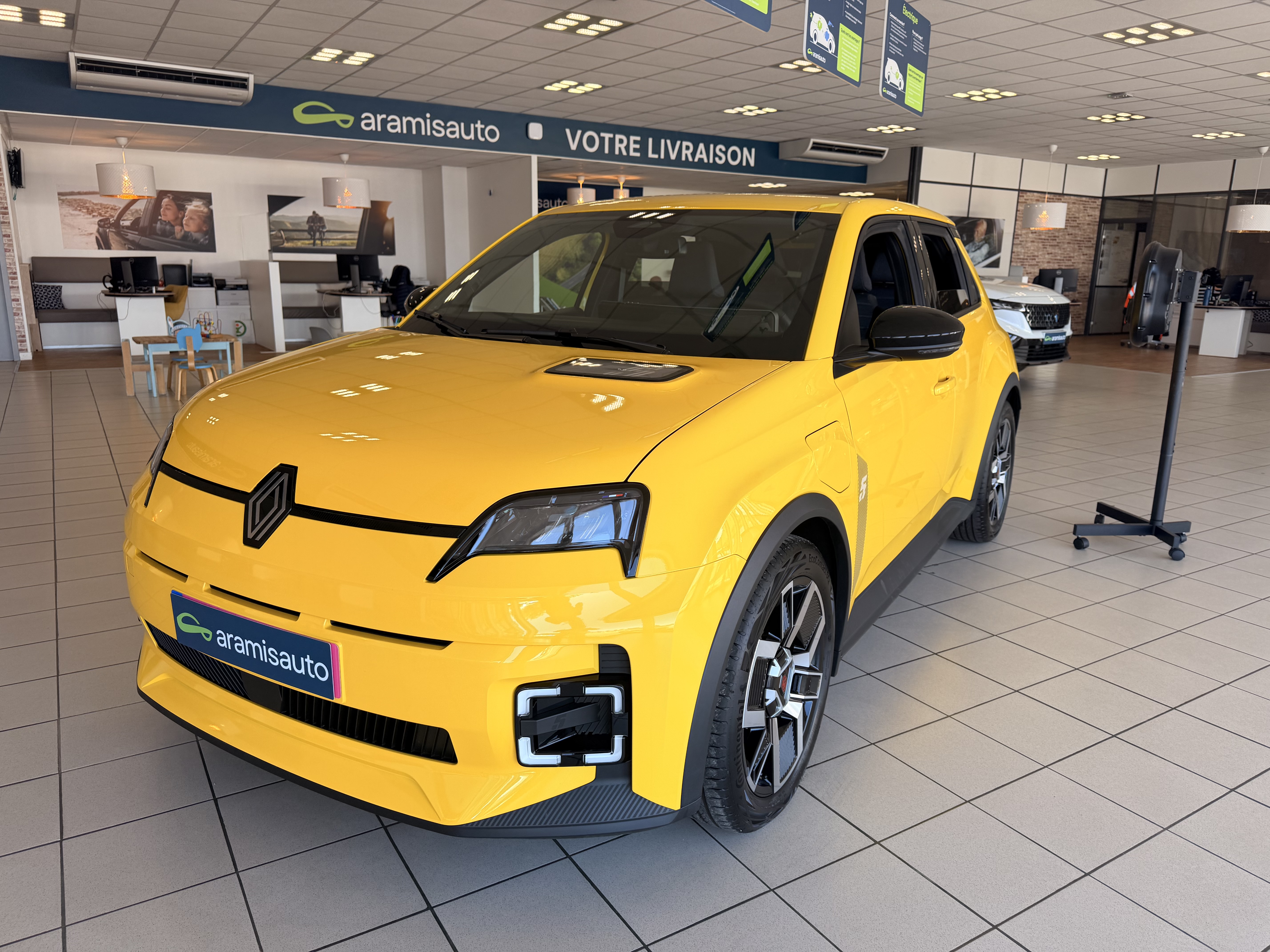 Renault R5 40 kWh - 120 ch Techno