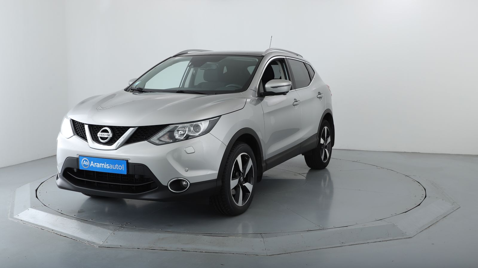 Nissan Qashqai 4x2 et SUV 5 portes Diesel 1.6 dCi