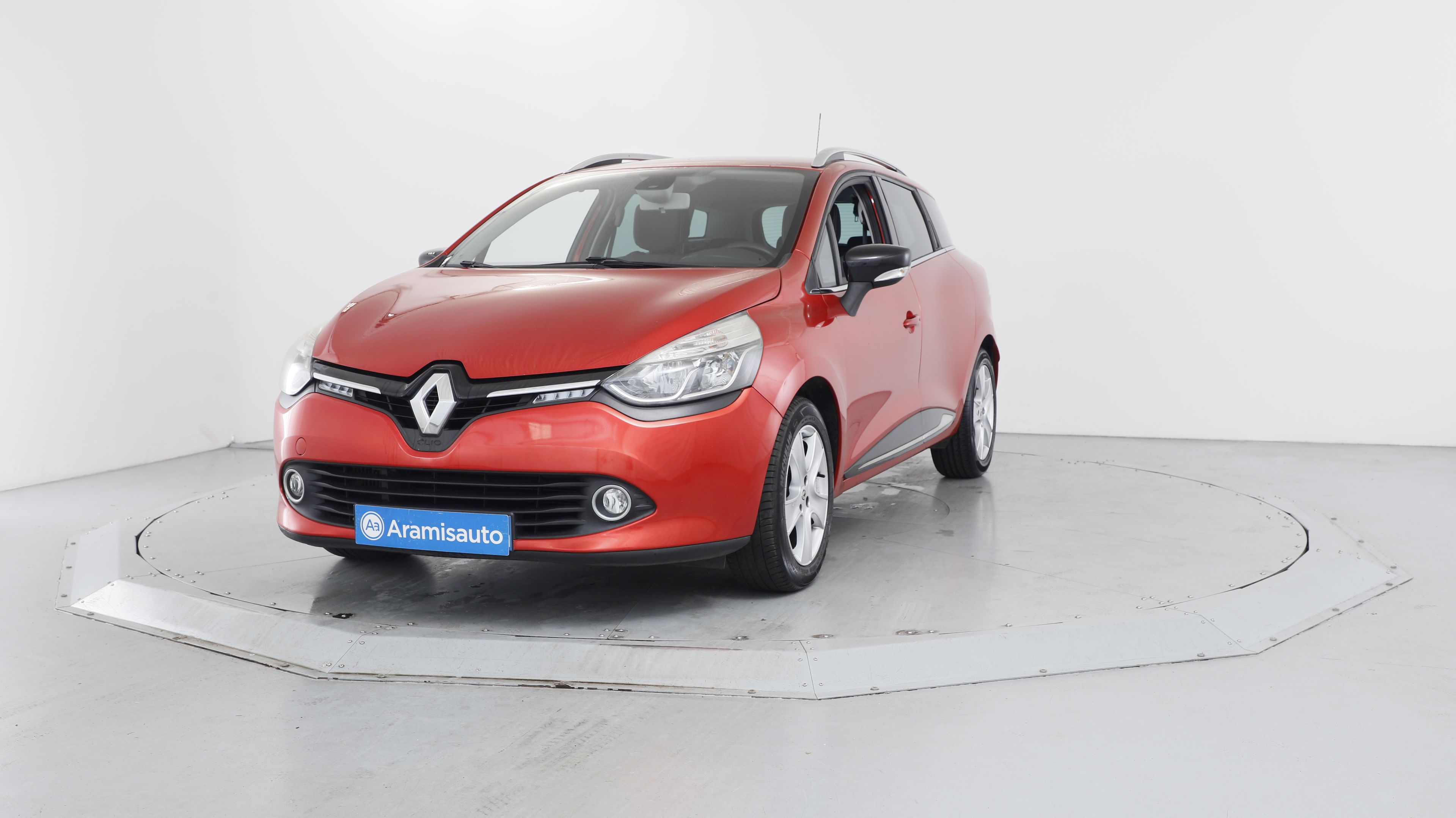 Koreaans Bevestiging versneller Renault Clio 4 Estate d'occasion reconditionnée - 1.5 dCi 90 BVM5 Intens -  5 portes - Diesel - rv722655 - Aramisauto