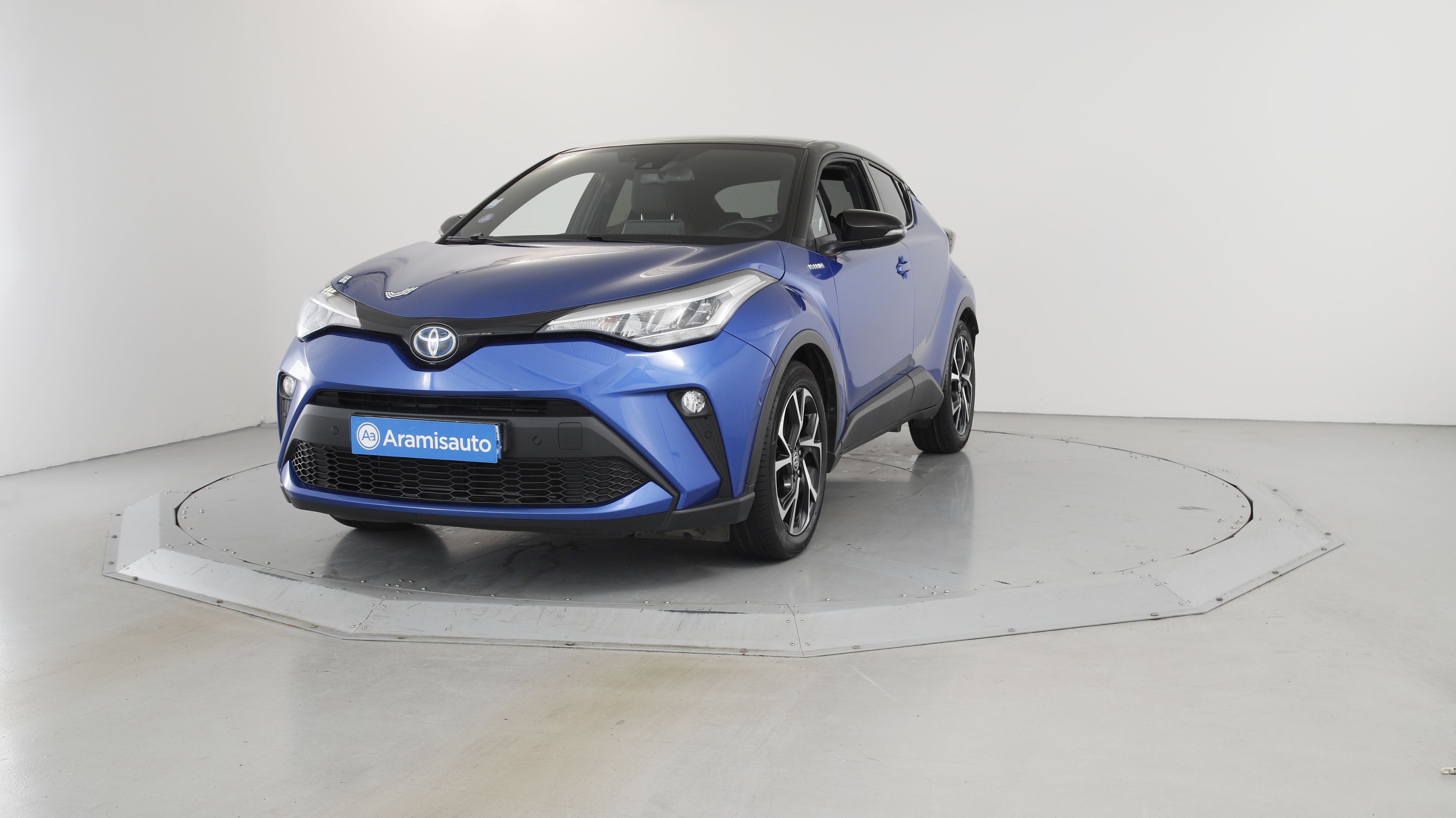 Toyota C-HR d'occasion reconditionnée - 184h Edition Suréquipée - 5 portes  - Hybride essence - rv788270 - Aramisauto