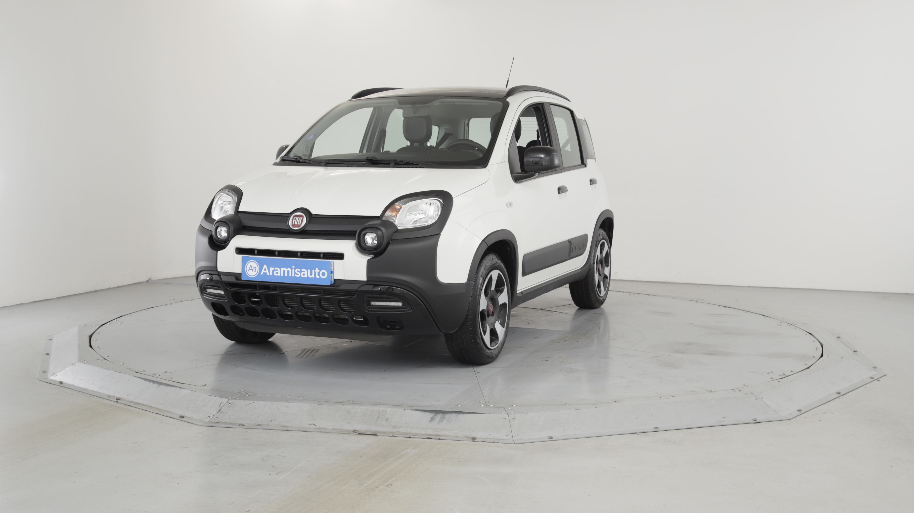 Fiat Panda d'occasion reconditionnée - 1.2 70 BVM5 City Cross Waze ...