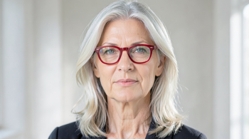 Lunettes pour cheveux blancs : 7 couleurs élégantes : Analyse des choix chromatiques et stylistiques