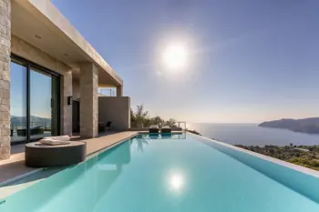 Antalya tatil evi hafta sonu: uzun süreli rezervasyon gerekmiyor: Akdeniz Kısa Vadeli Konaklama Piyasasında Değişen Dinamikler Analizi