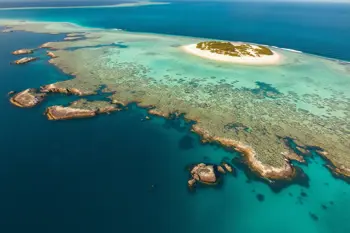 Plan a romantic 7-day Great Barrier Reef vacation with hotel and flights in 2026: A Strategic Guide to Tropical Logistics