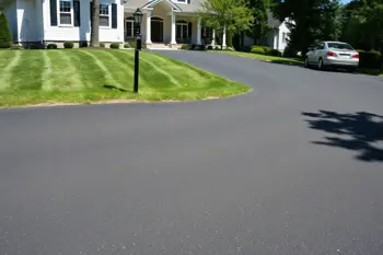 Best Driveway Paving Contractors: An Industry Report on Performance Standards and Material Selection