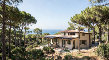 Prenota un soggiorno di 5 notti in un bungalow in Sardegna con accesso spa: analisi dei modelli di ospitalità e guida alla scelta