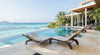 Adults Only Vacation Packages: A Consumer Guide to Age Policies, Inclusions, and Travel Risks