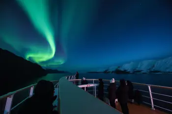 Alaska northern lights cruises from US ports: An informational report on routes, timing, and what to expect