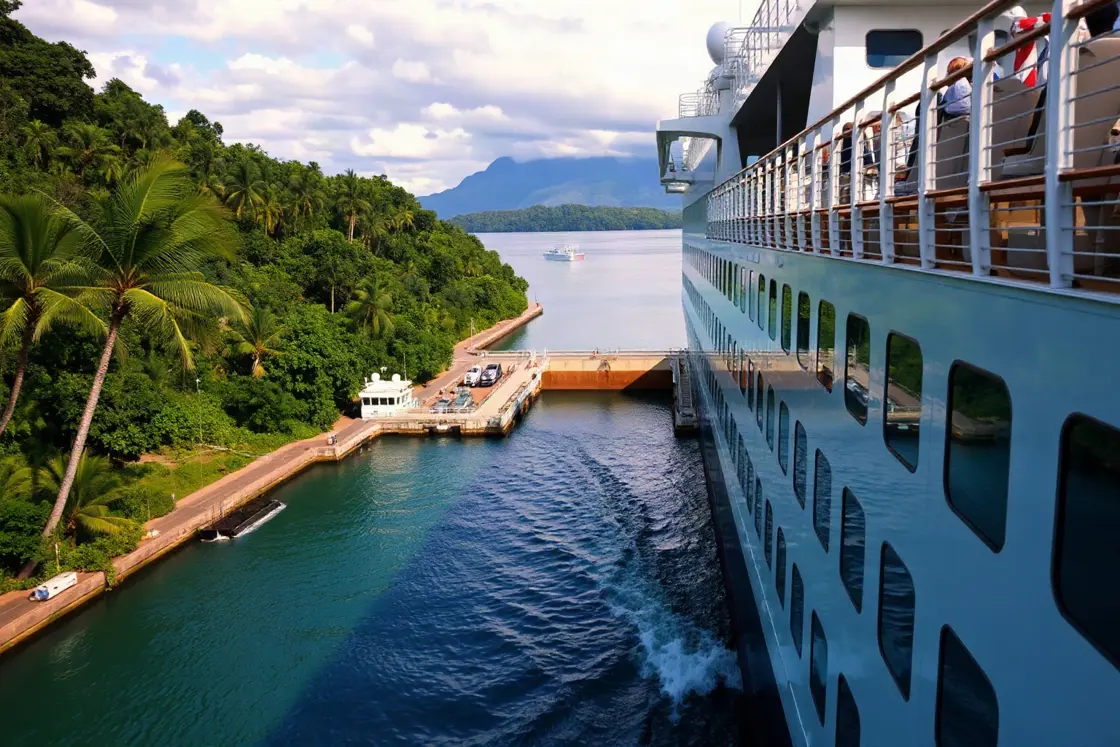 Panama Canal cruises from Tampa: What the port schedules and Florida itineraries show