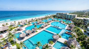 All-inclusive 7-night escape to Cancún with flights included: An Analysis of Travel Market Dynamics