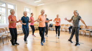 Tanzfitness-Kurse für aktive Senioren 2026: Sachliche Orientierung zu Formaten, Terminen und Kurswahl