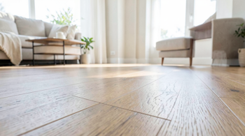 Vinyl Plank Flooring on Sale: An Analysis of Market Pricing, Material Specifications, and Installation Standards