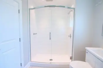 Walk-In Shower Kit on Sale: Comprehensive Market Report on Prefabricated Systems, Pricing Trends, and Installation Standards