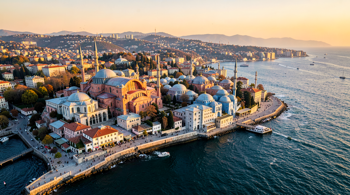 Uçuş ve otel dahil 3 günlük İstanbul kaçamağı: 2026 hafta sonu seçenekleri: Stratejik Planlama ve Maliyet Analizi