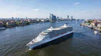 Short Norwegian coast getaway: 2-night cruise from Hamburg: An Analytical Overview of Nordic Maritime Travel