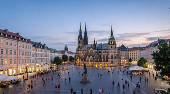 3-Tage-Bahn- und Hotelangebot für einen Städtetrip nach München: Eine Analyse der Reiseplanung und Marktstrukturen