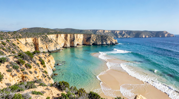 10-day trip to Algarve with hotel and full-board included: A Comprehensive Analysis of Travel Packaging