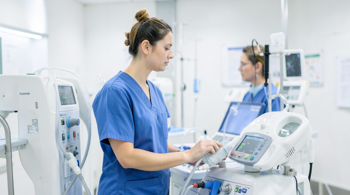 How much do respiratory therapists earn in each U.S. region? An Analysis of Regional Pay Trends