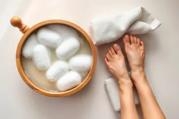 Natural remedies for painful swelling in feet: An evidence-based overview of management strategies