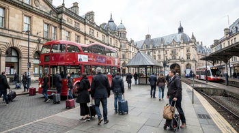 Experience London: 4-night rail-and-stay including train tickets and hotel accommodation: An Evidence-Based Travel Brief