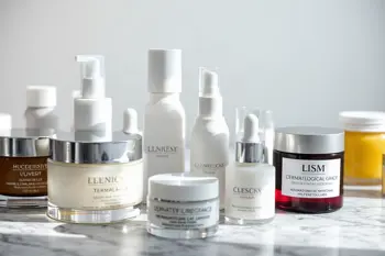 Best body moisturizer for aging skin: A research-based overview of formulations and ingredient efficacy