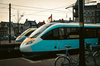3-night trip to Amsterdam by train with hotel and breakfast included: an objective planning guide