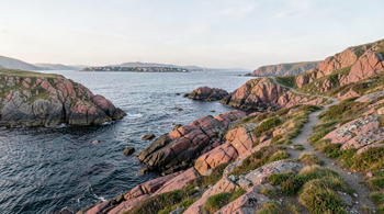 5-nætters ophold i Bornholm med helpension og naturaktiviteter 2026: Rapport og planlægningsgrundlag for 5 dågn med natur i 2026