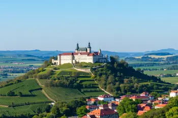 3denní výlet do České republiky s ubytováním a letenkami v ceně 2026: Analytický průvodce destinacemi a náklady