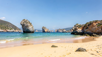 7-day Algarve beach holiday with flights and meals included: An Analytical Overview of Planning and Market Trends