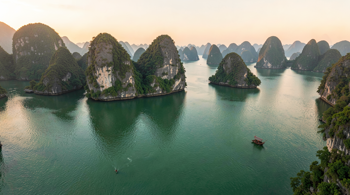 Tour di 12 giorni in Vietnam con volo incluso: Guida Analitica agli Itinerari, ai Costi e alle Destinazioni