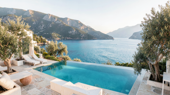 Escapade de 7 jours en Corse : hôtel de luxe avec accès aux services de spa et vols inclus : Analyse des options et tendances